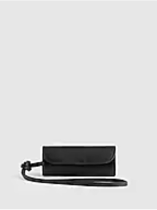 Madewell Handbags - Women’s Madewell Lipstick bag Leather Black New NWT